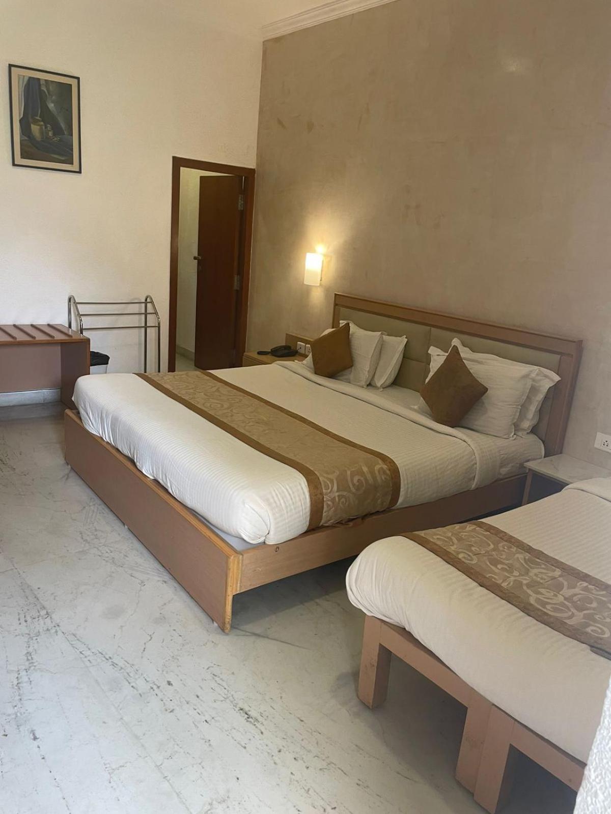 Avenue 11 Boutique Residences, Poes Garden Chennai Eksteriør billede