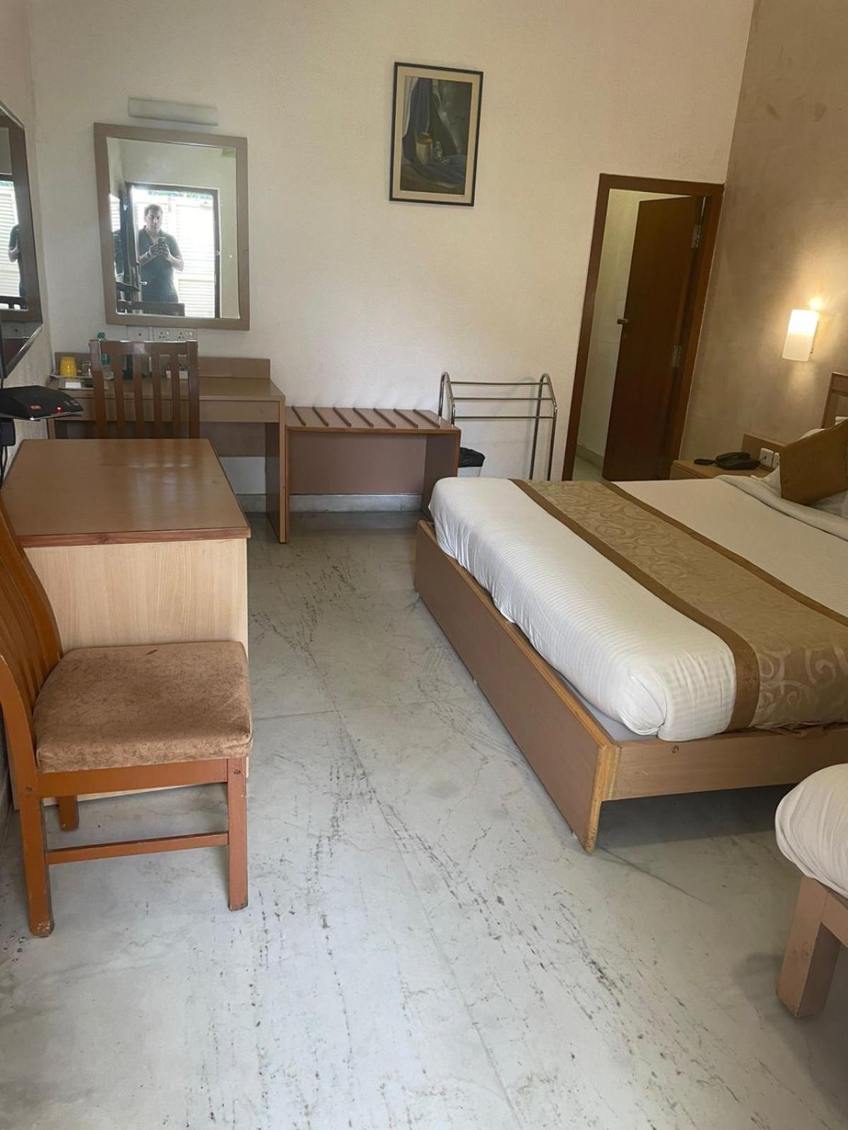 Avenue 11 Boutique Residences, Poes Garden Chennai Eksteriør billede