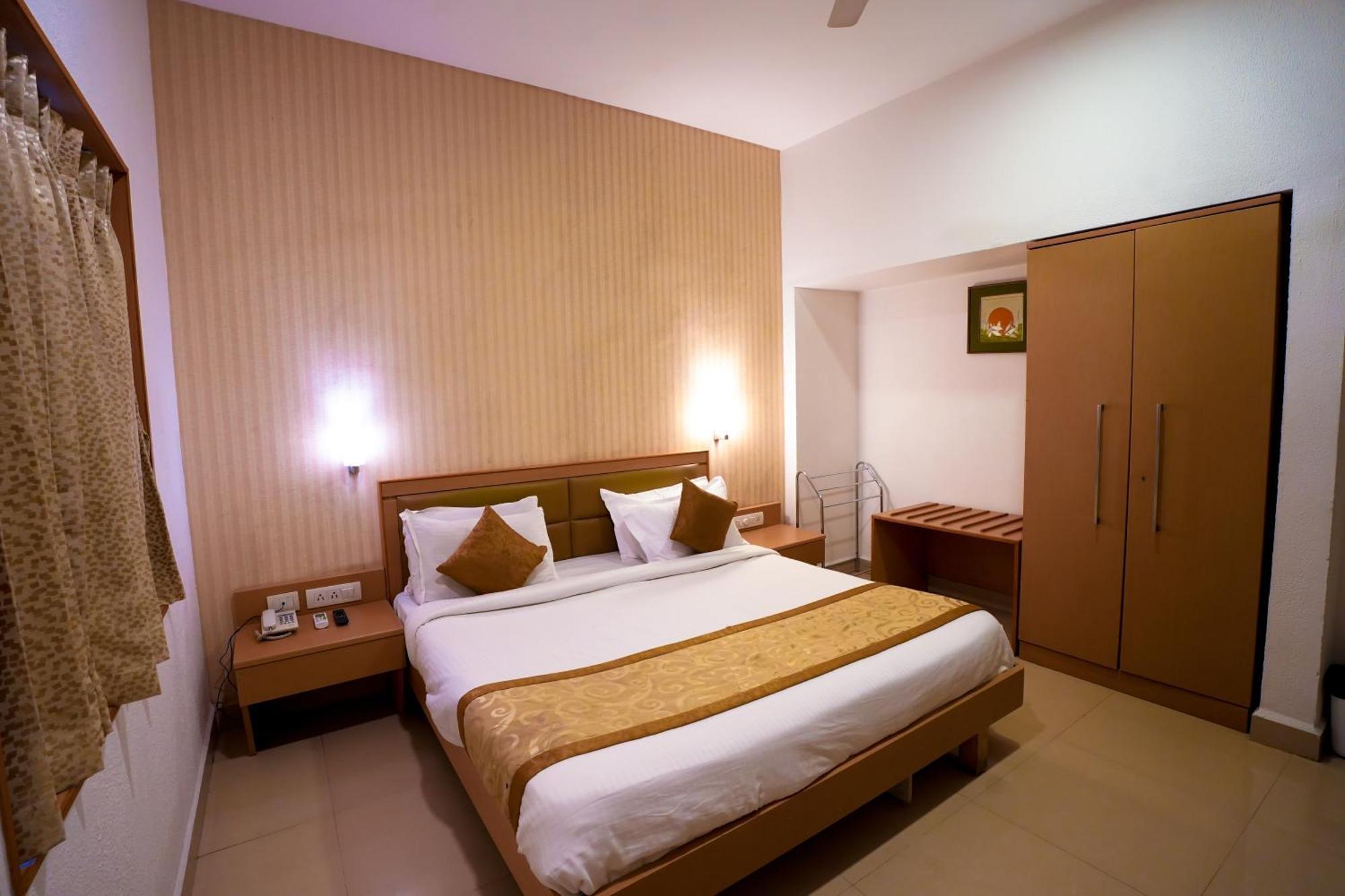 Avenue 11 Boutique Residences, Poes Garden Chennai Eksteriør billede