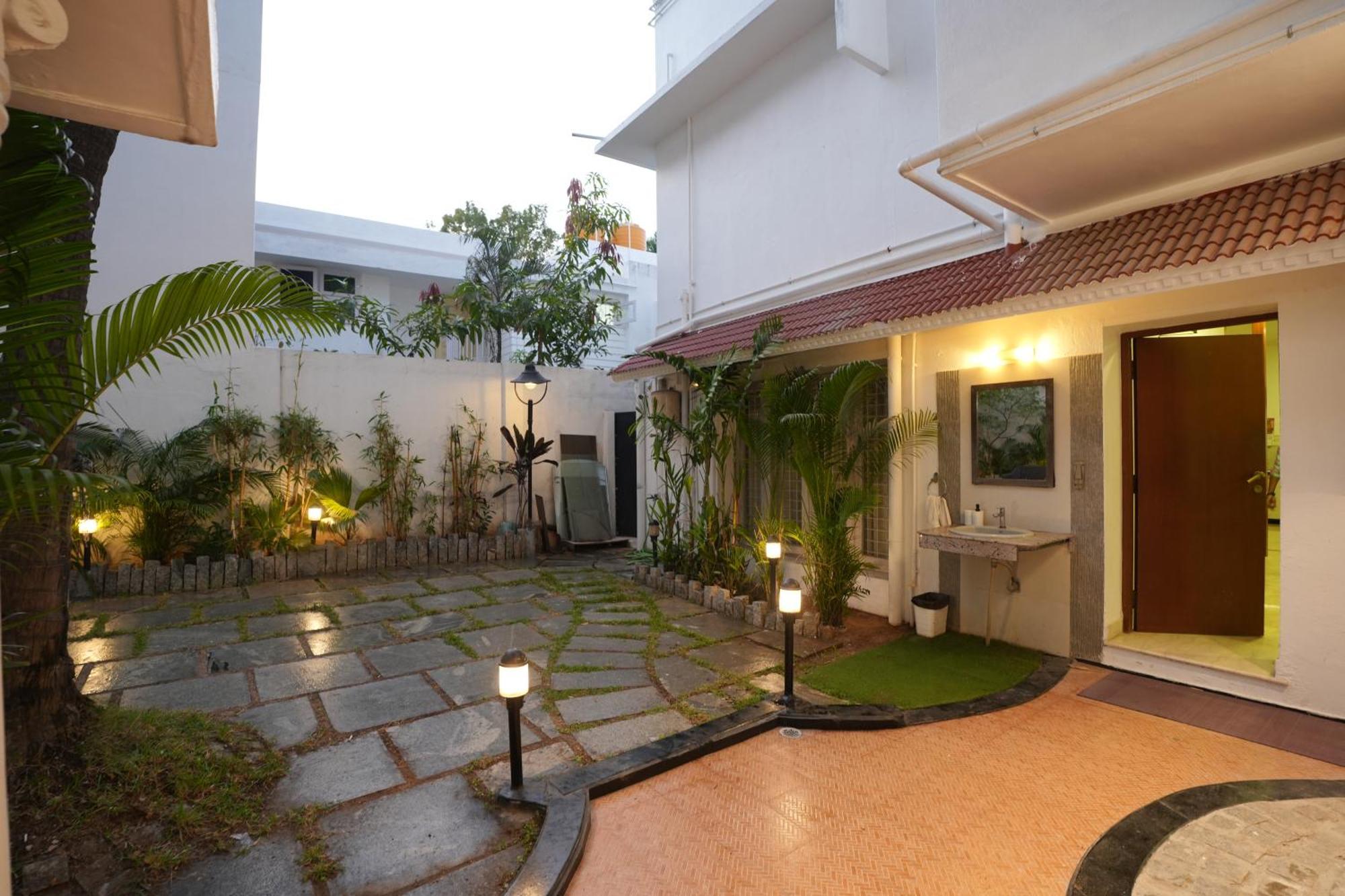 Avenue 11 Boutique Residences, Poes Garden Chennai Eksteriør billede